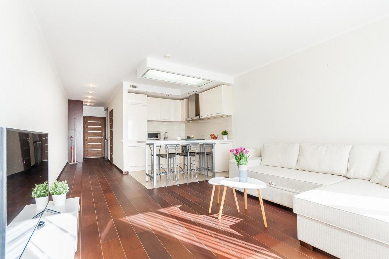 Central Apartment In Gedimino Av By Urban Rent Vilnius Ngoại thất bức ảnh