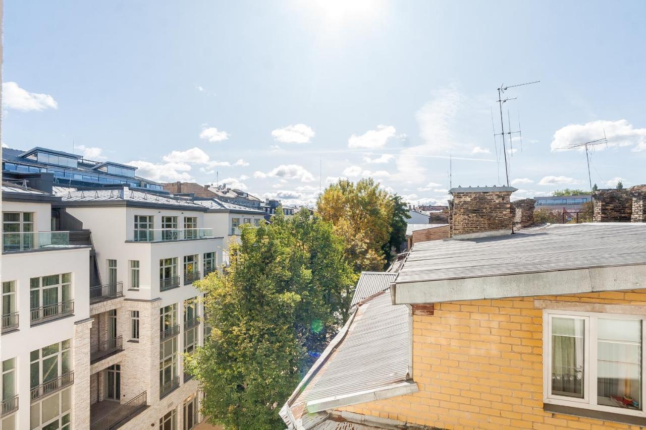 Central Apartment In Gedimino Av By Urban Rent Vilnius Ngoại thất bức ảnh